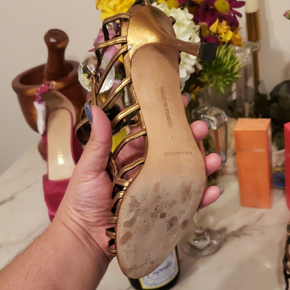 Manolo Blahnik Metallic Leather Slingback Sandals + Dust Bag. - Picture 11 of 16